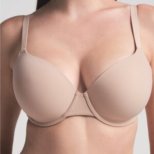 SKIMS Fits Everybody T-Shirt Bra